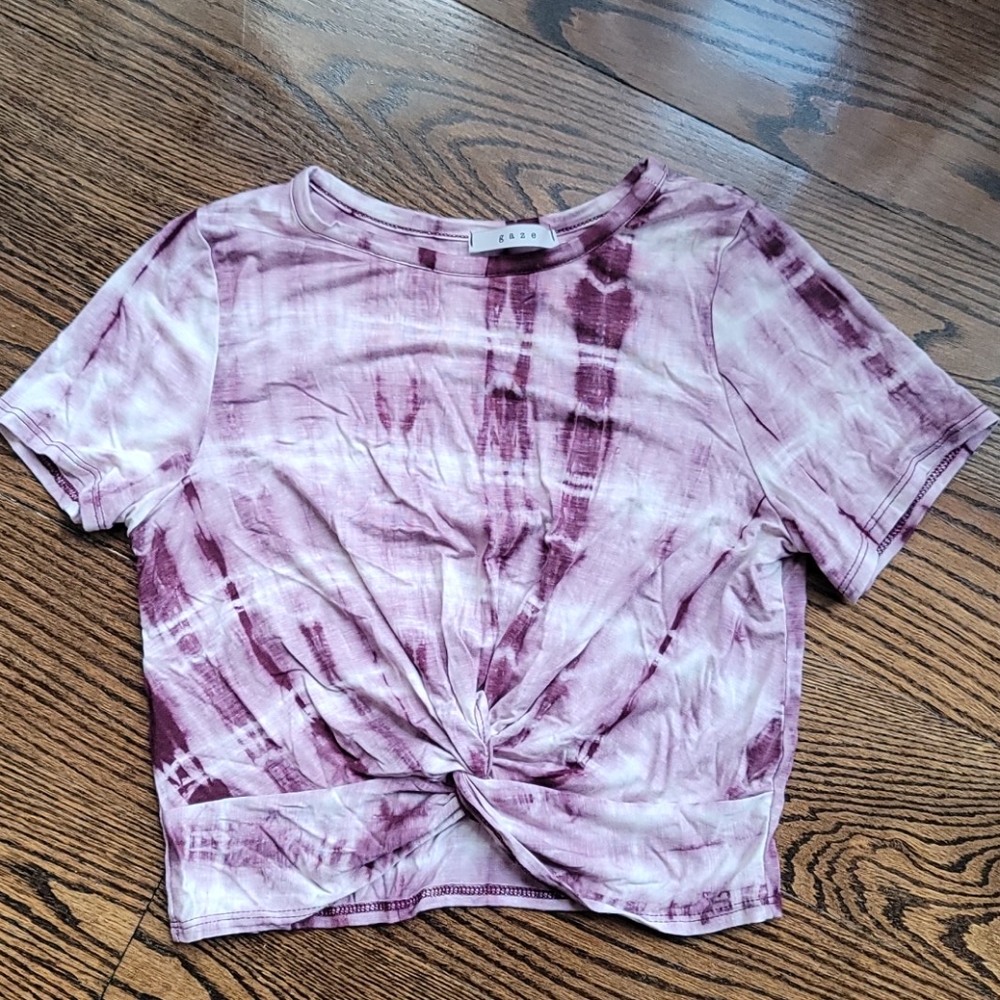 Tie Dye Stretch Crop Top with Twisted Front